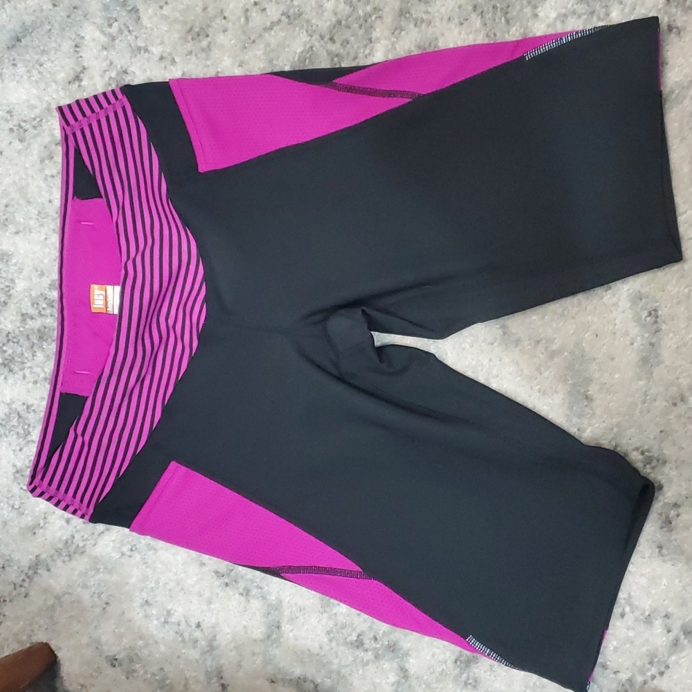 Lucy Bike Shorts small